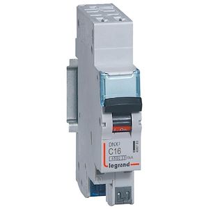 Disjoncteur DNX³ 4500 - auto/auto - U+N 230V~ 20A - 4,5kA - courbe C - 1 module